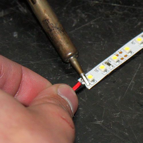 Изоляция соединения и пайка светодиодной ленты