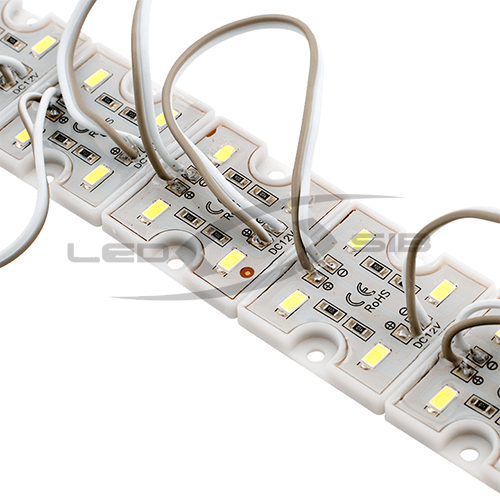 светодиодный модуль ls smd 2835/4led 35х35х5мм ip65 max 0.4w 120° Светодиодный модуль LS SMD 2835/4LED 35х35х5мм IP65 max 0.4W 120°